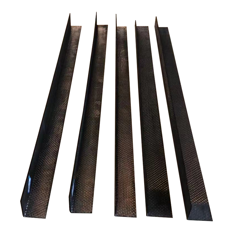 Matériaux composites carbone-carbone