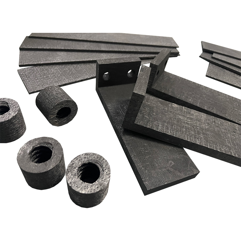 Matériaux composites carbone-carbone